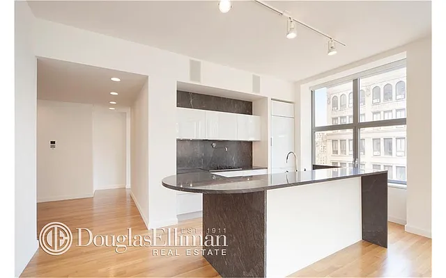 Rented by Douglas Elliman | media 21