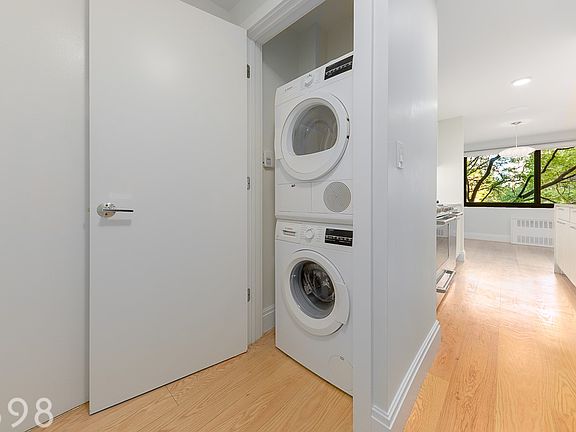 5th image of 120 W 97th St APT 5J