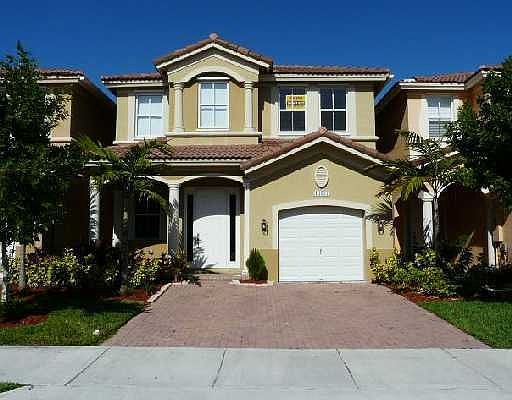 1st image of 10877 NW 85th Ter