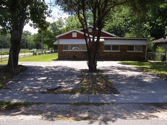 2nd image of 1097 Woodstock Ave