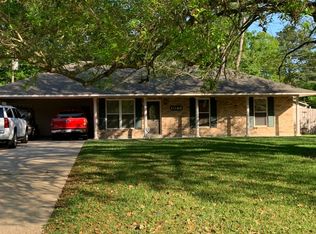 1048 Seyburn Dr, Baton Rouge, LA 70808