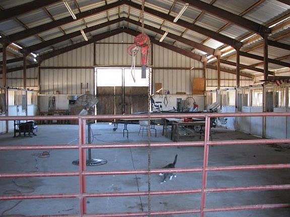 5000sq ft steel barn