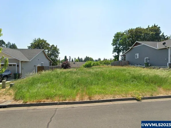 1325 Cottonwood Pl, Cottage Grove, OR 97424