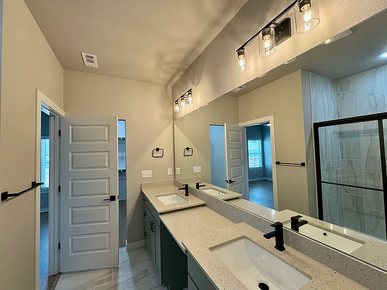 5910 SW Desert Ave — Photo 14