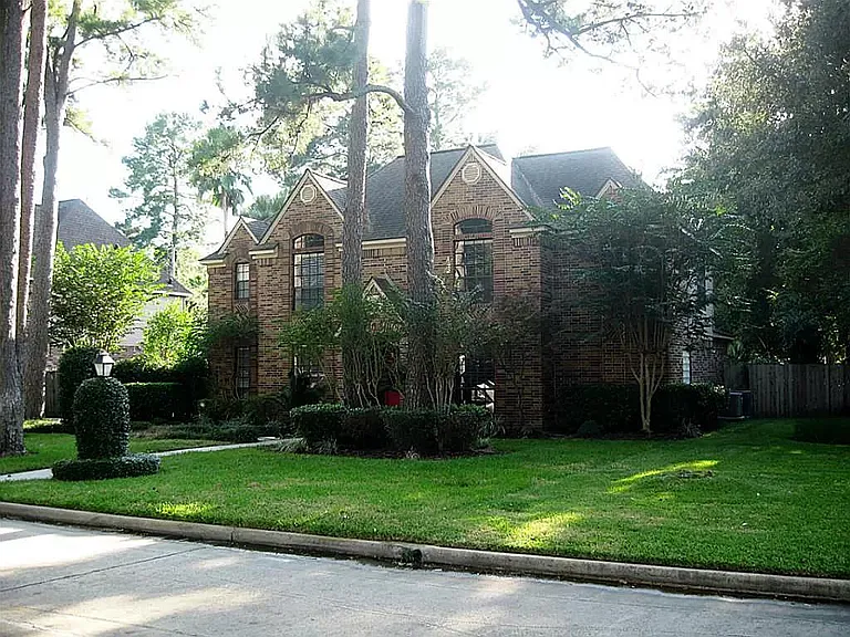 17619 Champion Forest Dr — Photo 1
