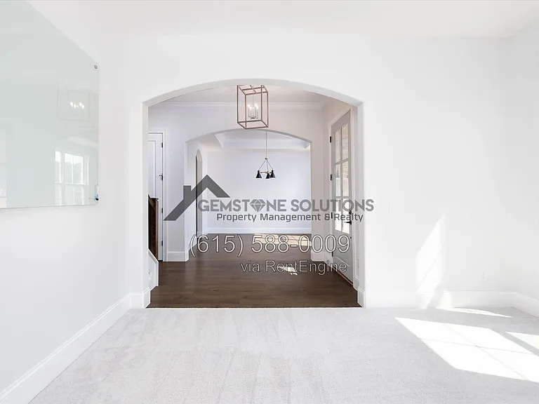 631 Silva Ln — Photo 18