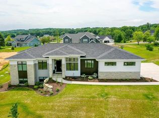 7695 Ox Trail Way, Verona, WI 53593