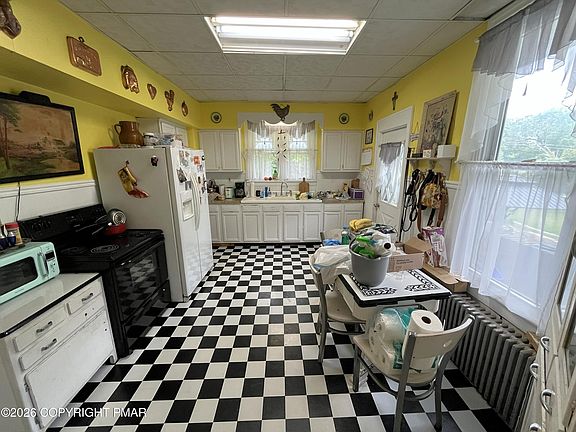 4th image of 314 North St