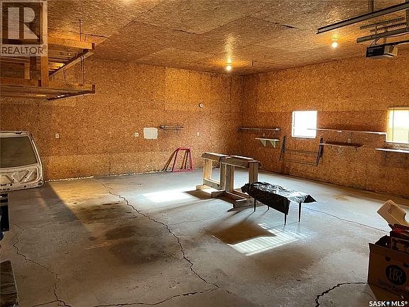 5th image of 300 Cheri Dr