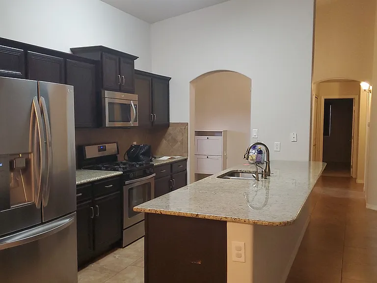 11586 E 35th Pl — Photo 4