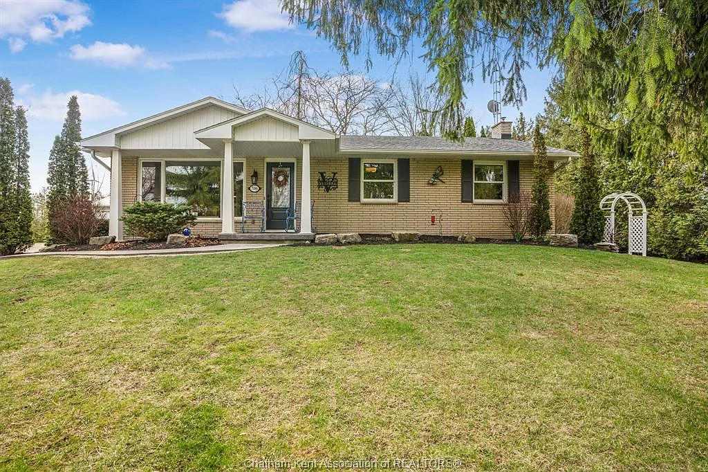 7088 9th Line photo 1