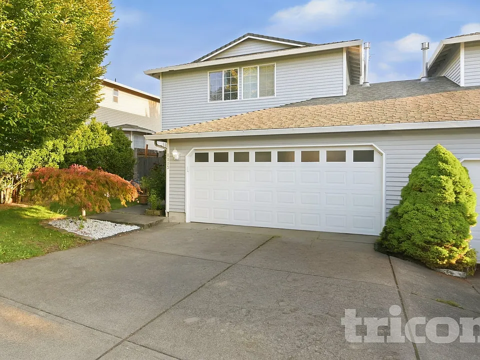 1113 W 35th Way