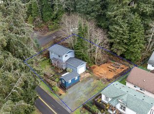 10385 7th St, Bay City, OR 97107