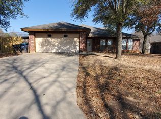 1512 Clarendon St, Fort Worth, TX 76134