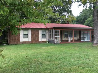 722 E Jere Whitson Rd, Cookeville, TN 38501