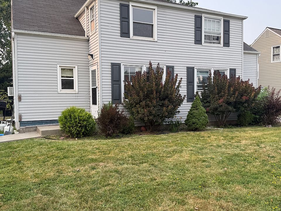 1st image of 864 Highland Ave #1
