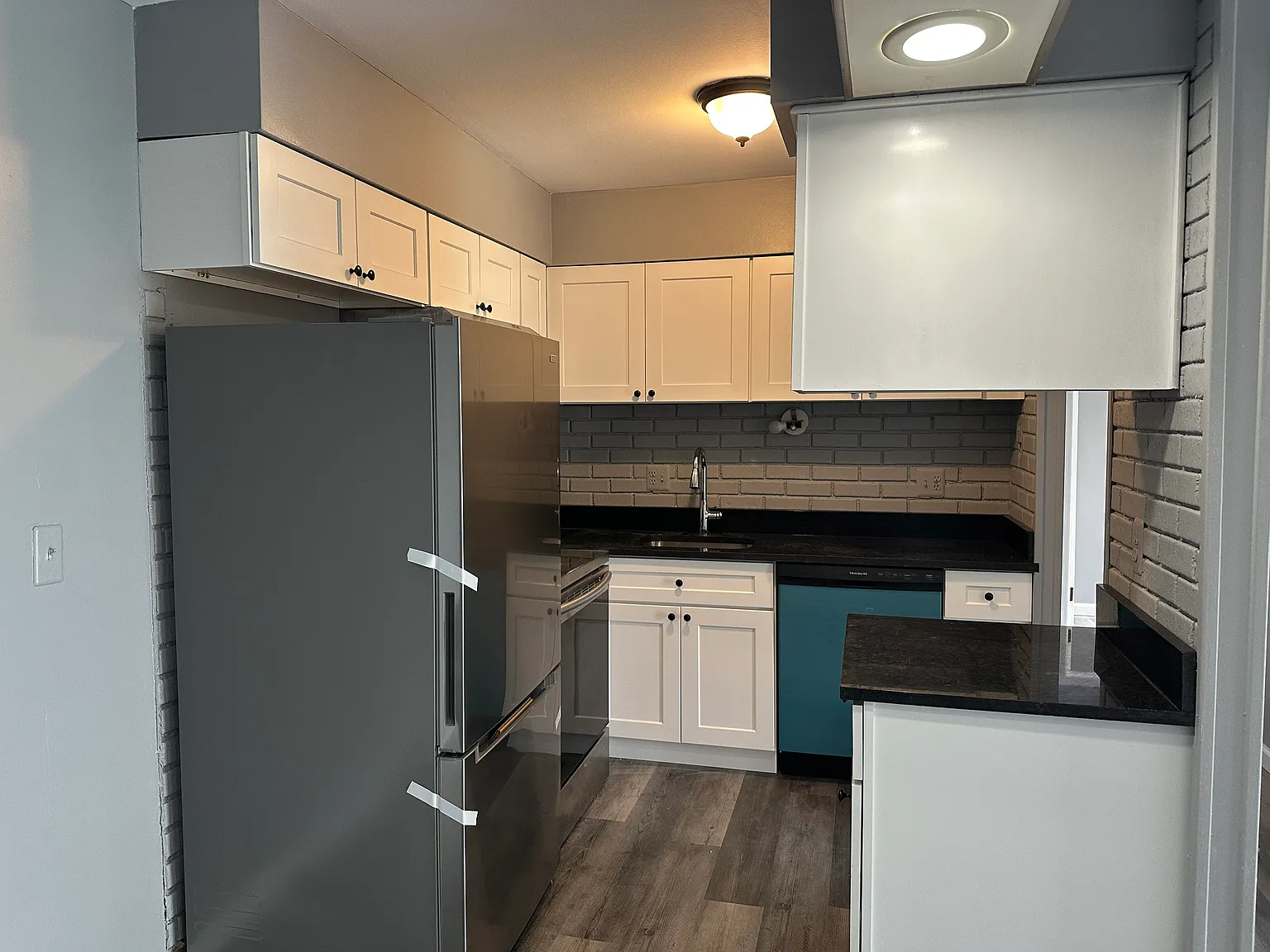 2 bed, 1.5 bath, 900 sqft, $1,250 — Photo 4