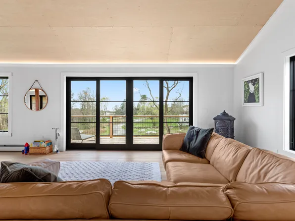 55 Wilcox Road, Stonington, CT 06378