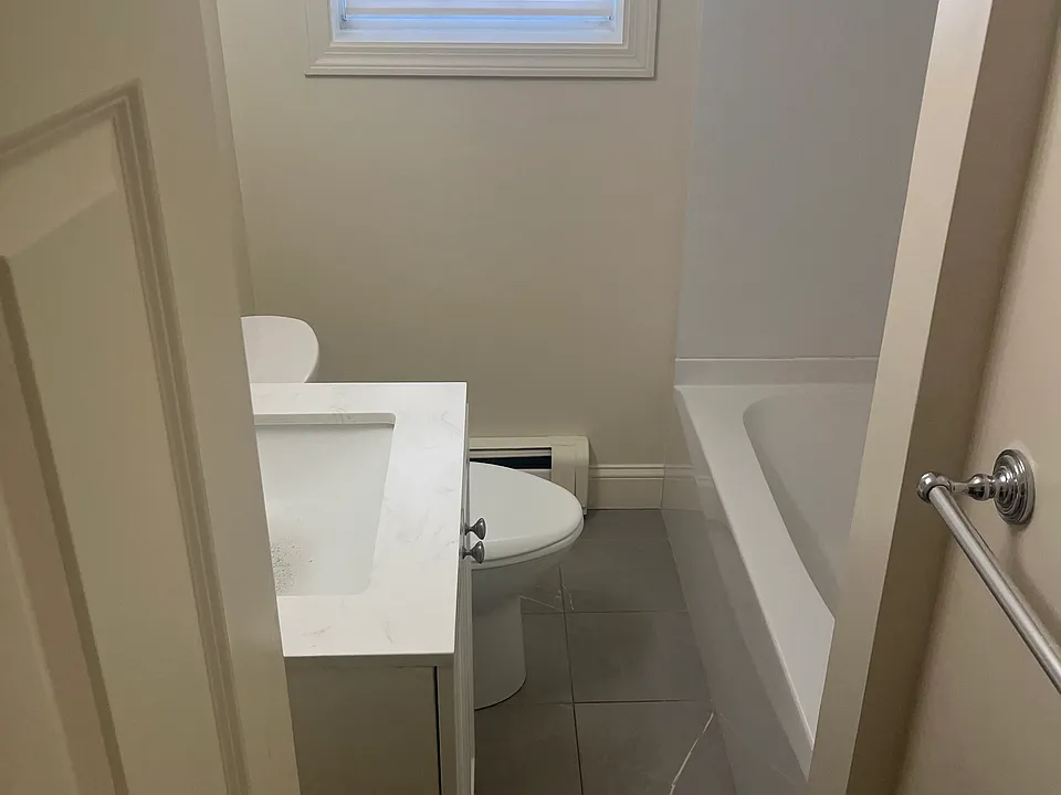 21 Sherwood Dr #2