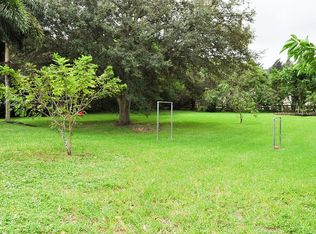 13850 SW 24th St, Davie, FL 33325