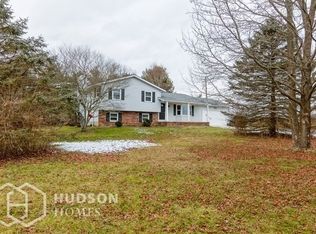 7490 Gale Rd SW, Pataskala, OH 43062