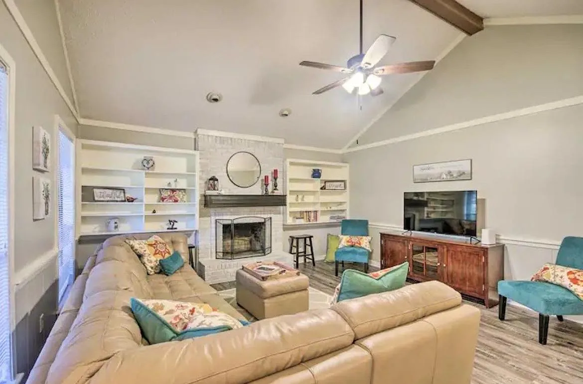 3 bed, 1500 sqft, $5,100 — Photo 3