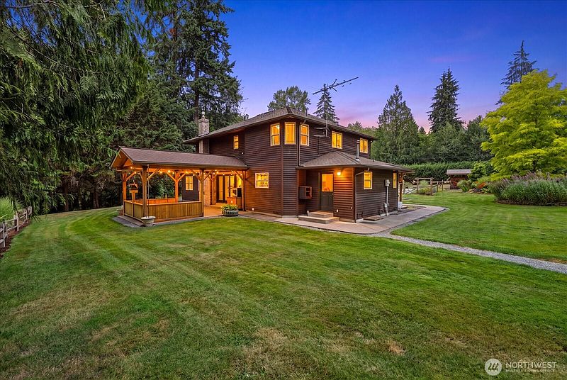 3rd image of 3420 205th Drive SE