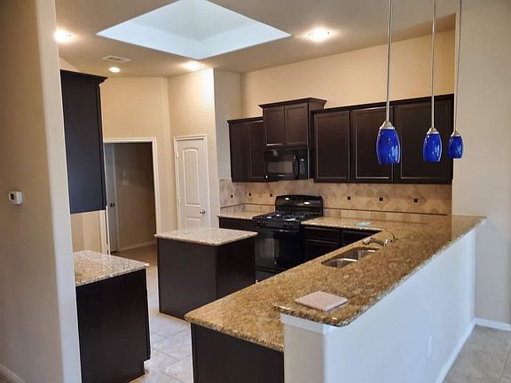 4th image of 8707 Alicia Dr