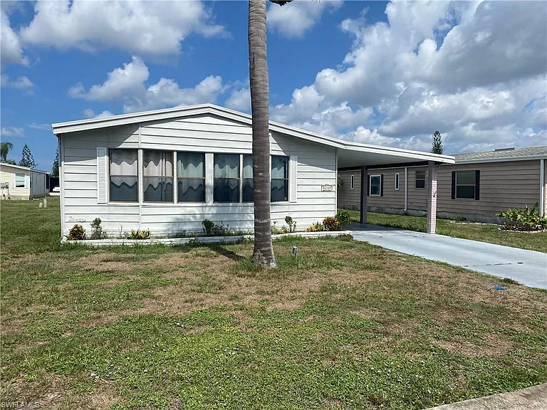 26380 New Orleans Dr — Photo 2