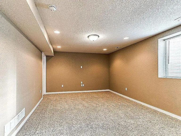 2909 SE Keystone Dr — Photo 18