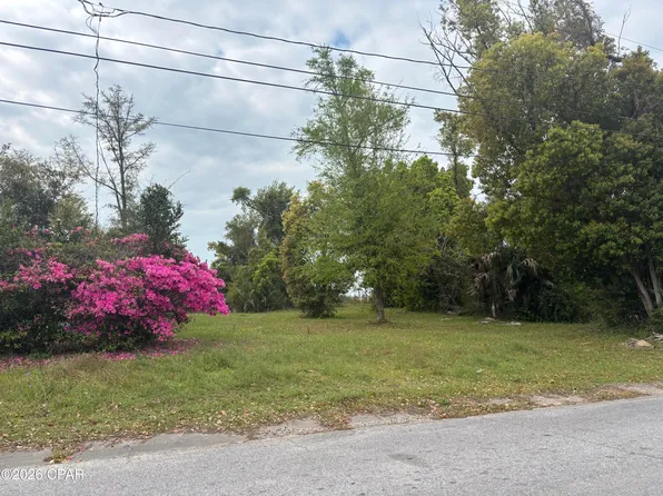 712 E 8th St, Panama City, FL 32401