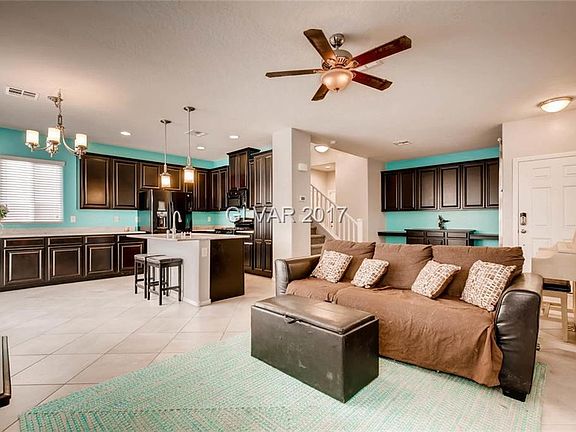 3rd image of 7337 Chesapeake Cove St