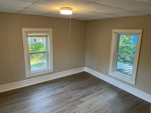 29 Adams St #2, Jamestown, NY 14701