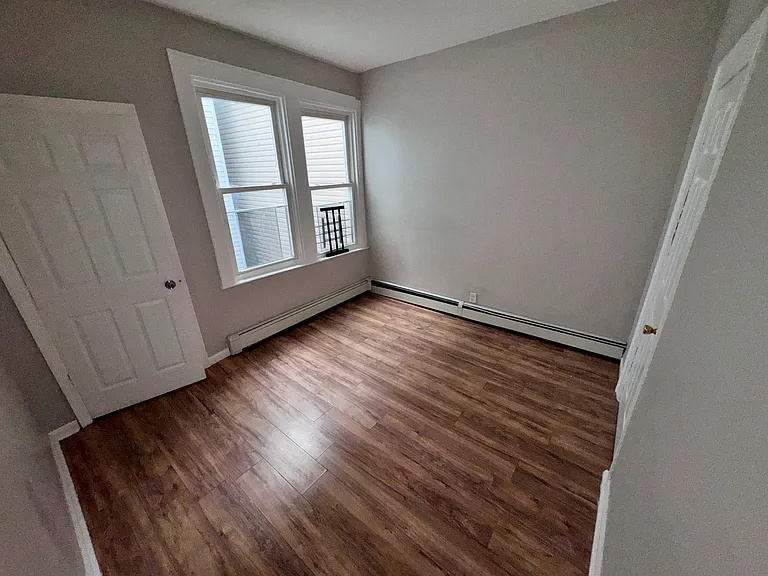53 Tillinghast St #2R — Photo 2