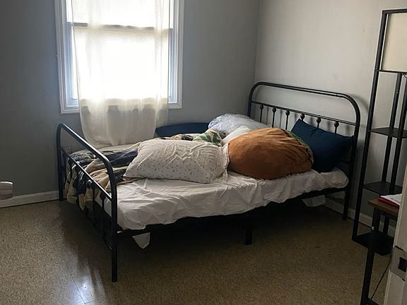 2nd image of 583 Clinton St #1