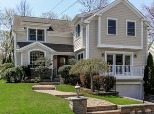 24 Mount Joy Ave, Scarsdale, NY 10583