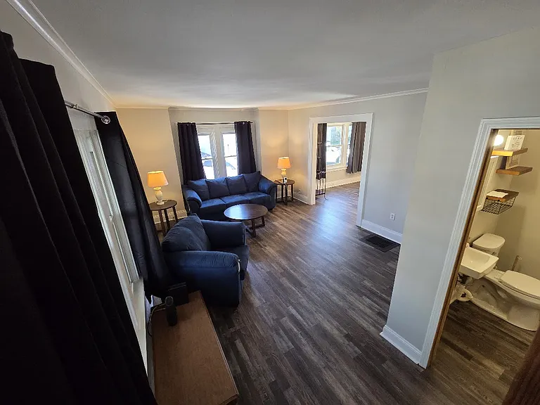119 N Edwards Ave — Photo 5