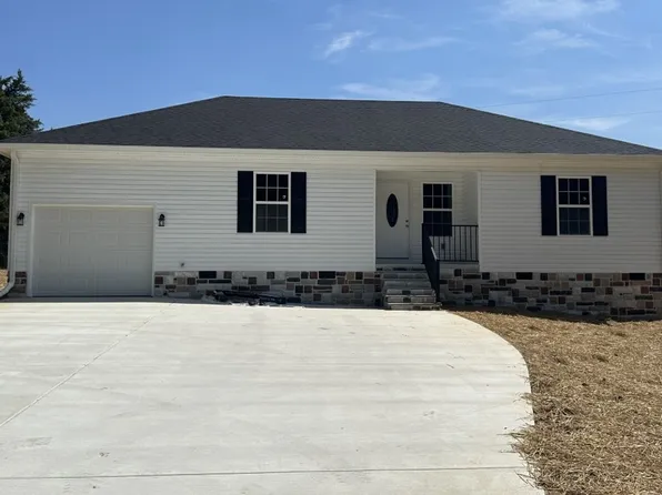 1113 Hurricane Rd, Tullahoma, TN 37388