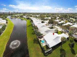 2350 Saratoga Bay Dr, West Palm Beach, FL 33409