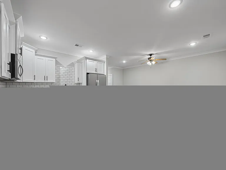 2624 S Main St — Photo 88