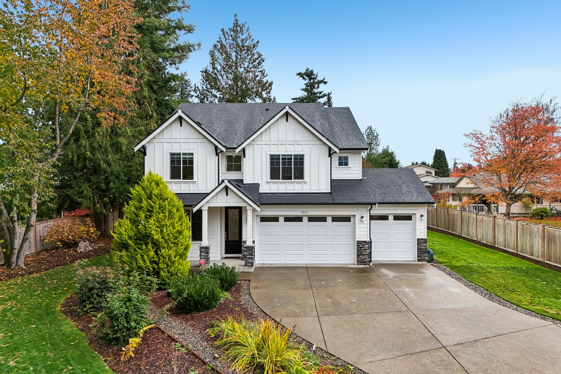 18th Street Ct-S0611-001.jpg