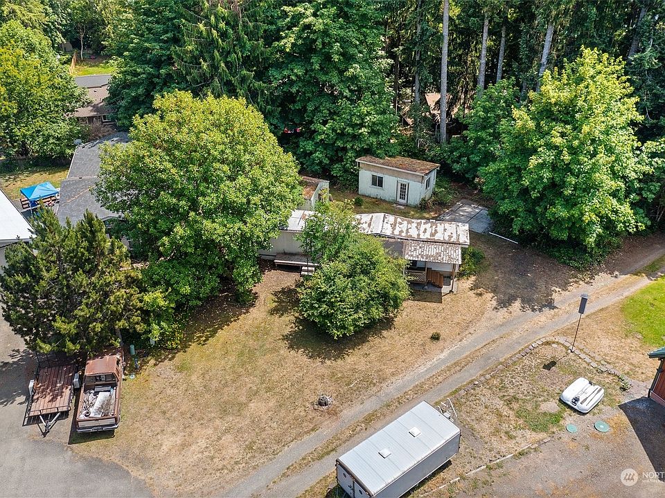 1st image of 60 SE Canna Place