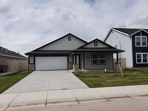 17809 Sunset Ridge Ave Photo 1