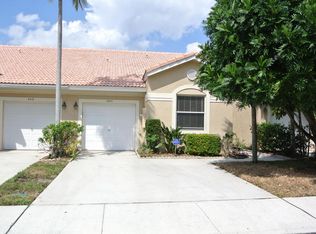2407 N Coral Trace Cir, Delray Beach, FL 33445