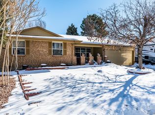 638 S Oswego Ct, Aurora, CO 80012