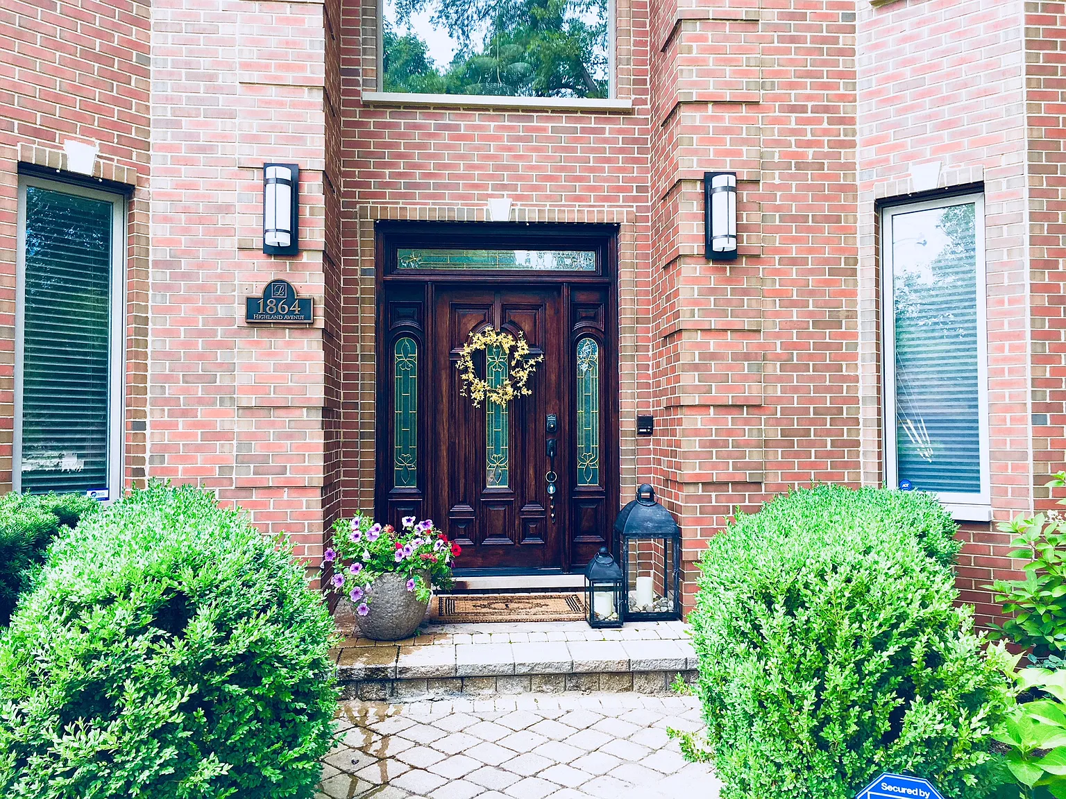 1864 Highland Ave photo 1