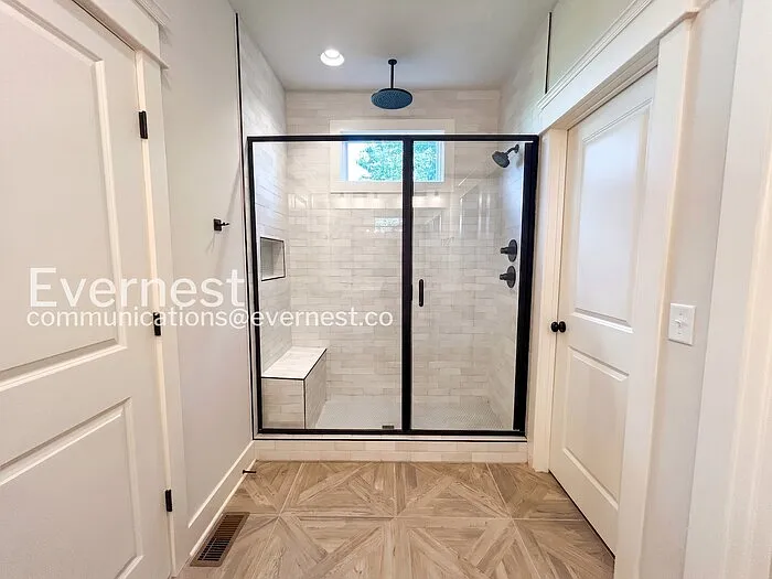 520 Moore Ave — Photo 17