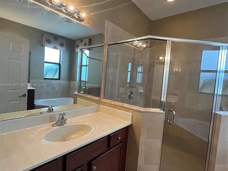 8843 W 34th Ave — Photo 17