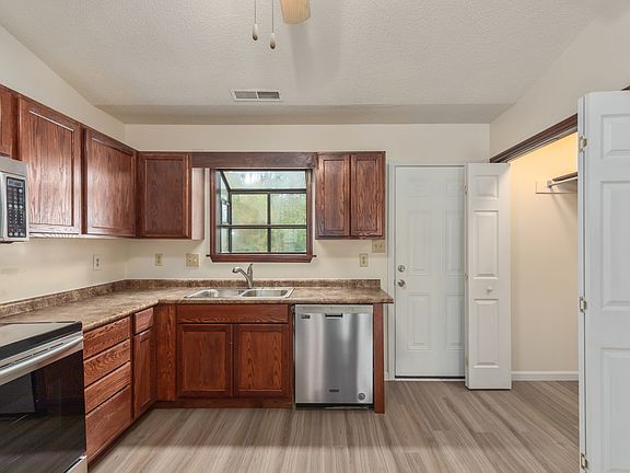 4th image of 1041 Spring Villa Dr #1