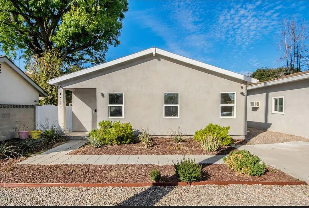 17411 W Haynes St — Photo 2